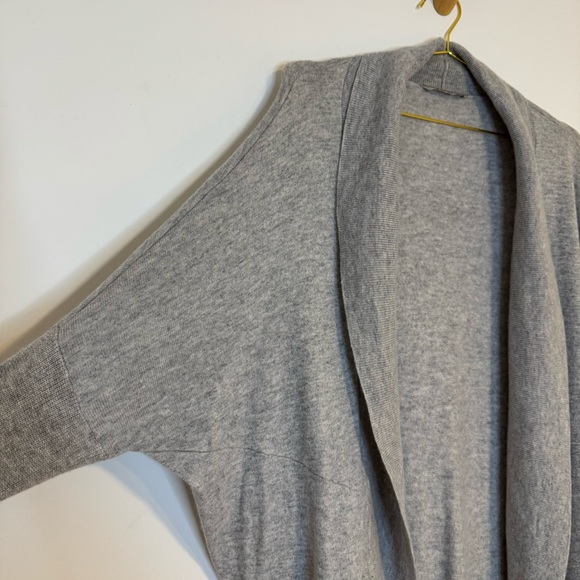 Athleta Gray Cashmere Wool Nirvana Cocoon Pranayama Wrap Cardigan Sweater Medium - Picture 5 of 10